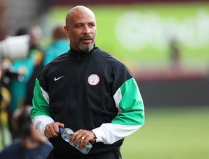 Super Eagles deny Chelle’s rumoured agreement with Moroccan club Wydad Casablanca